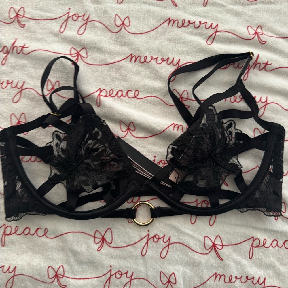 Victorias Secret Bra 32D